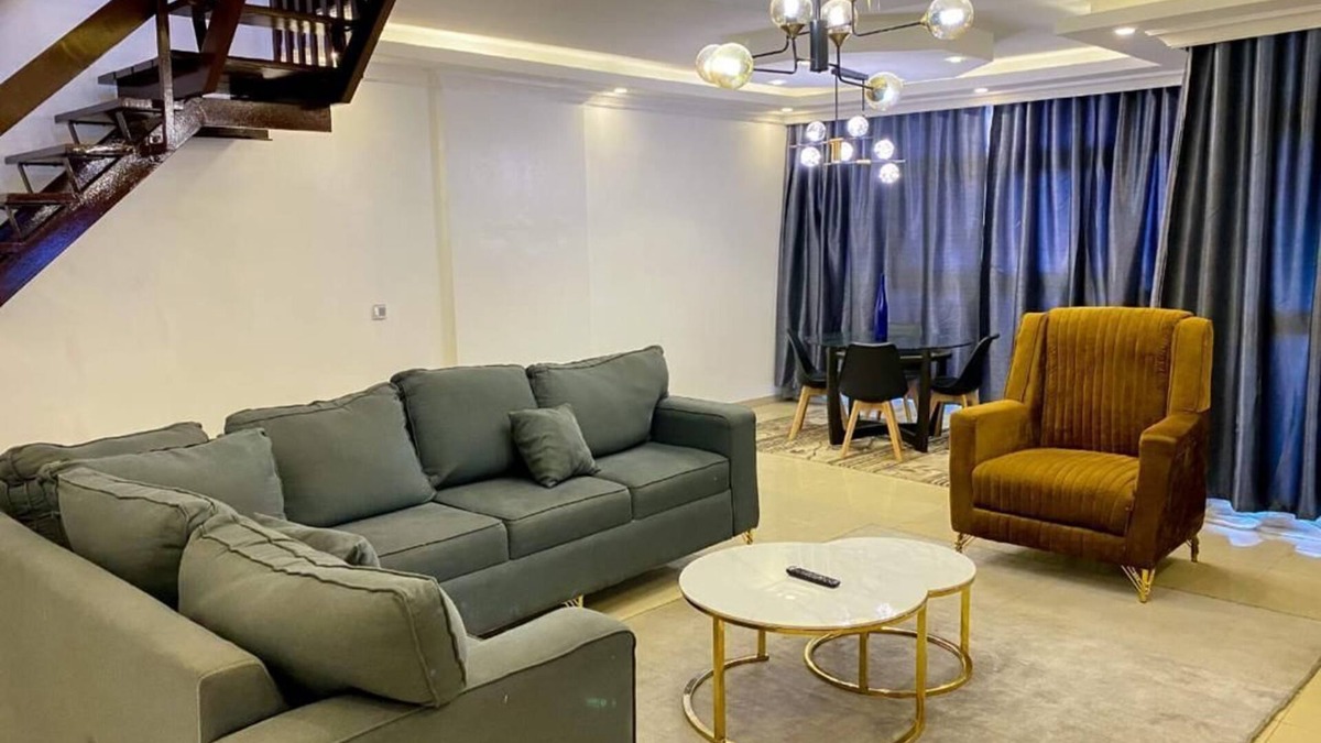 Ofin Apartment | Emmatty Luxury 3bedroom Apartment in V. I