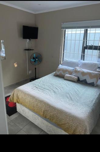 Empangeni House | Empangeni guest house 2