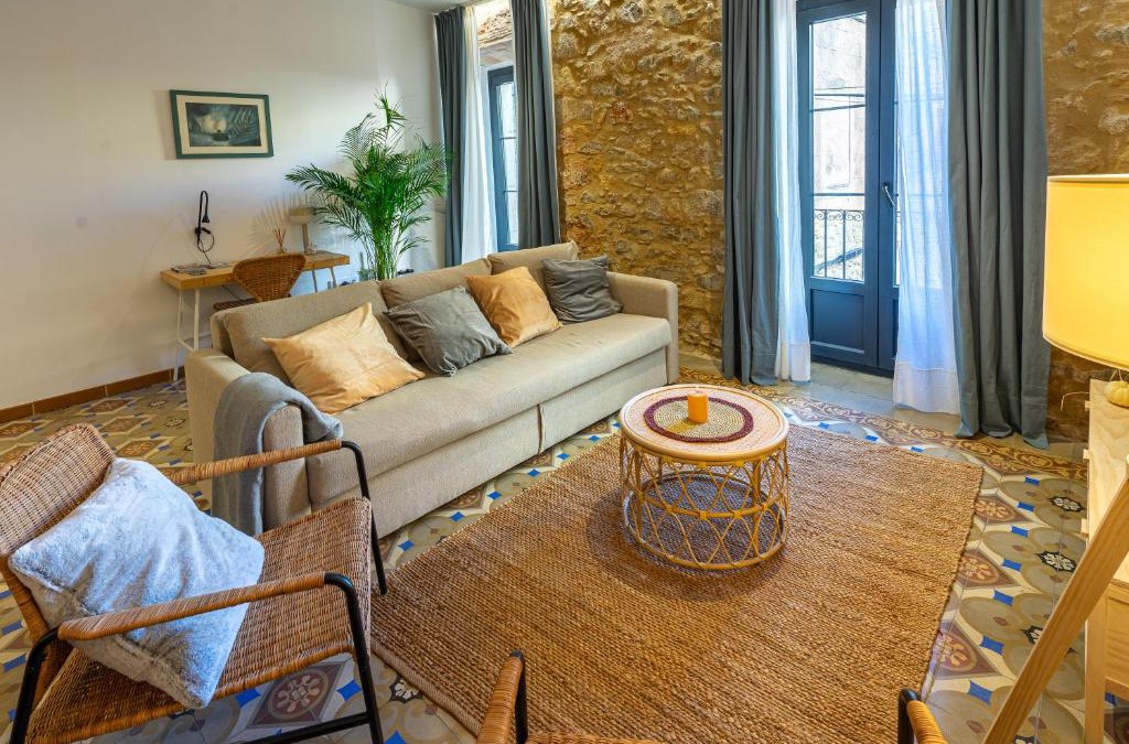Torroella de Montgri Apartment | Empordanna, Apartamento con encanto en el corazón del Empordà