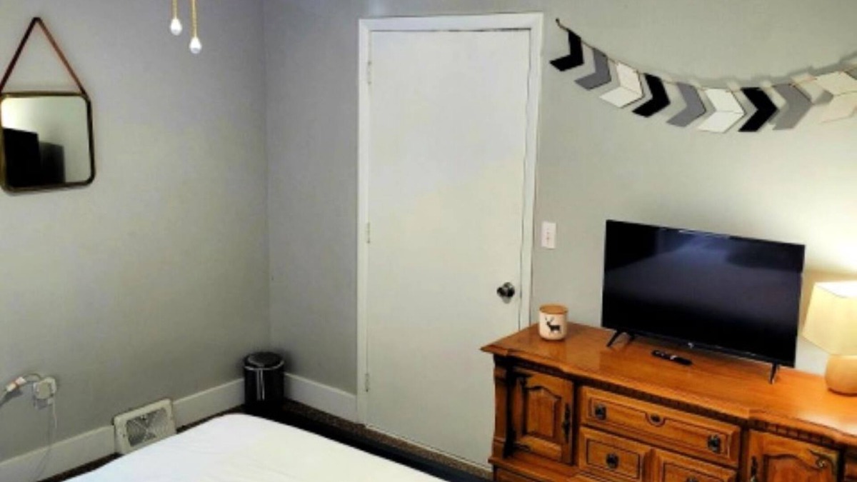 Emporium Apartment | Emporium Hideaway - Peaceful apartment in the mountains of PA