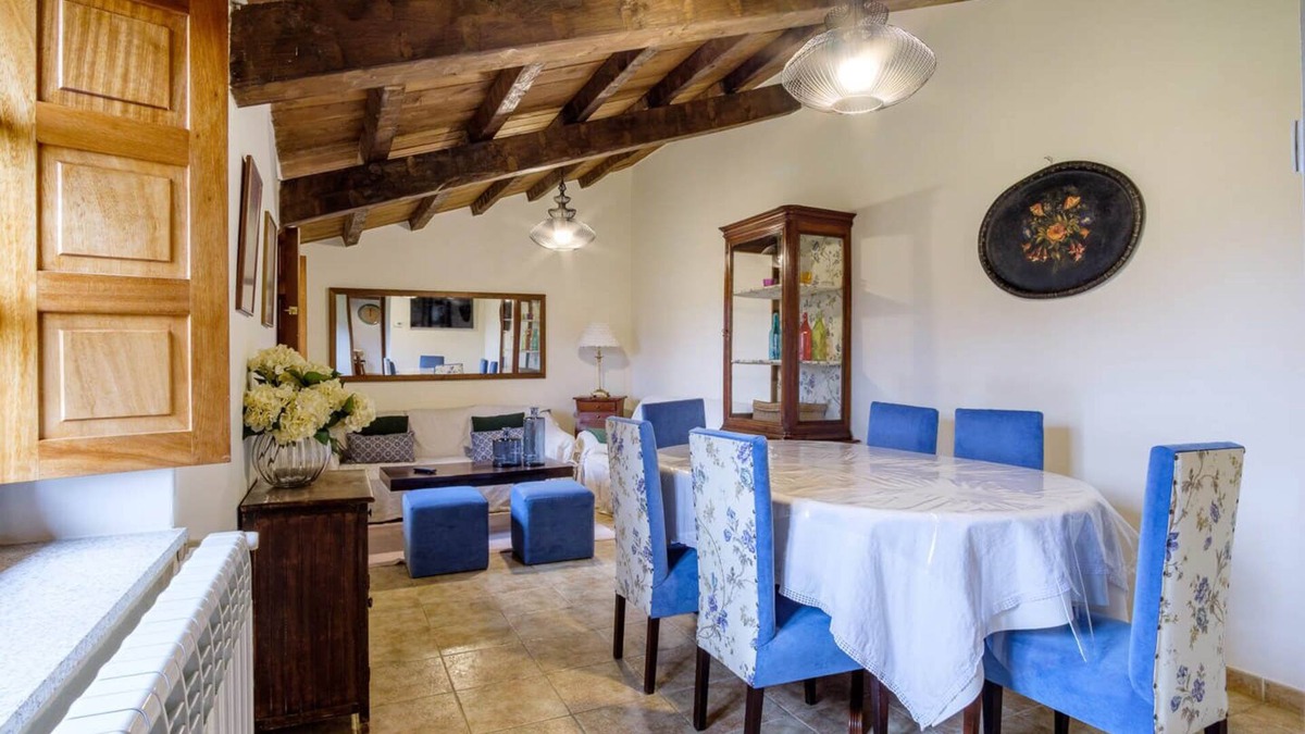 Arzua Villa | En la Capital del Queso, y a tan Solo 23km del Aeropuerto de Santiago