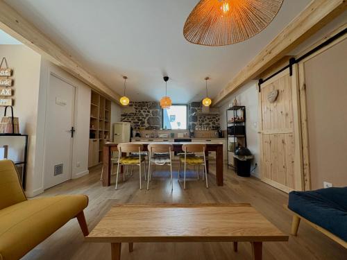 Le Monastier-sur-Gazeille Bed & Breakfast | En si bon chemin - Gîte d'étape chemin 70