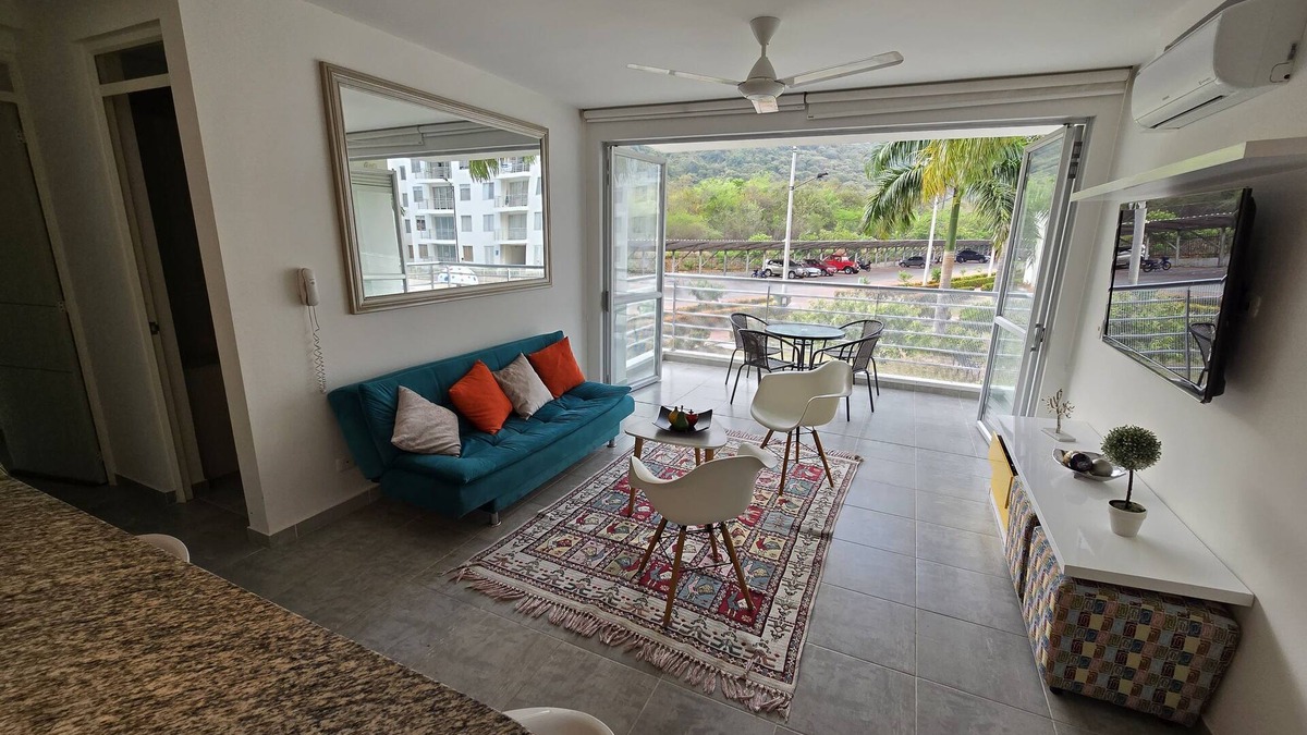 Girardot Apartment | Encantador Apartamento Vacacional en Girardot con Balcon y Vista a la Piscina
