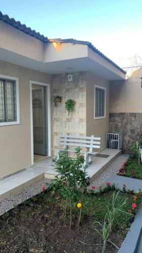 Cajuru House | Encantadora e aconchegante