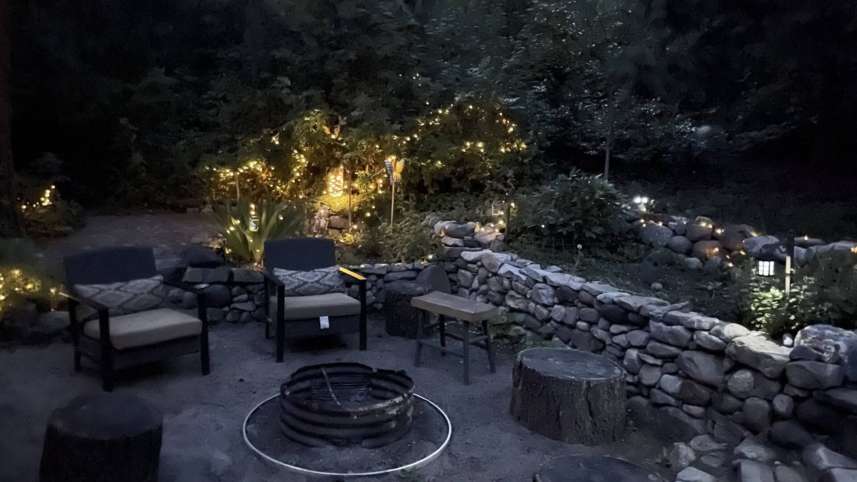 Central Okanagan Cabin | Enchanted Lakeview Garden, Killiney Beach, West Kelowna, BC, Pet Friendly