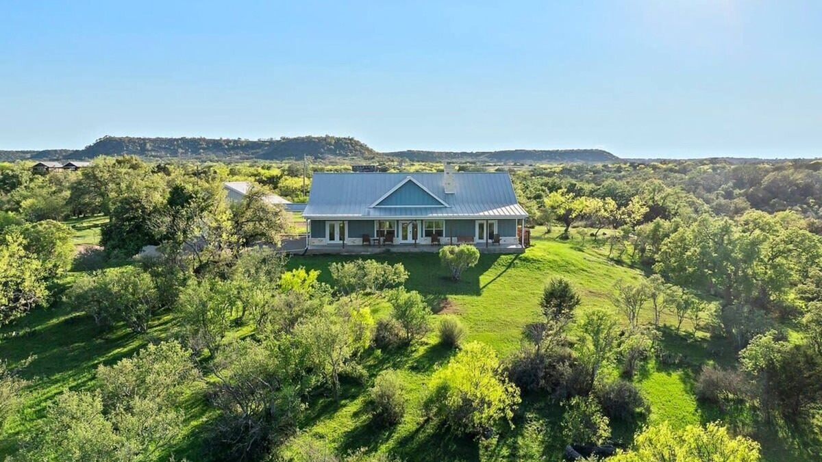 Fredericksburg House | Enchanted Rockview House | 3 Bedroom | Firepit