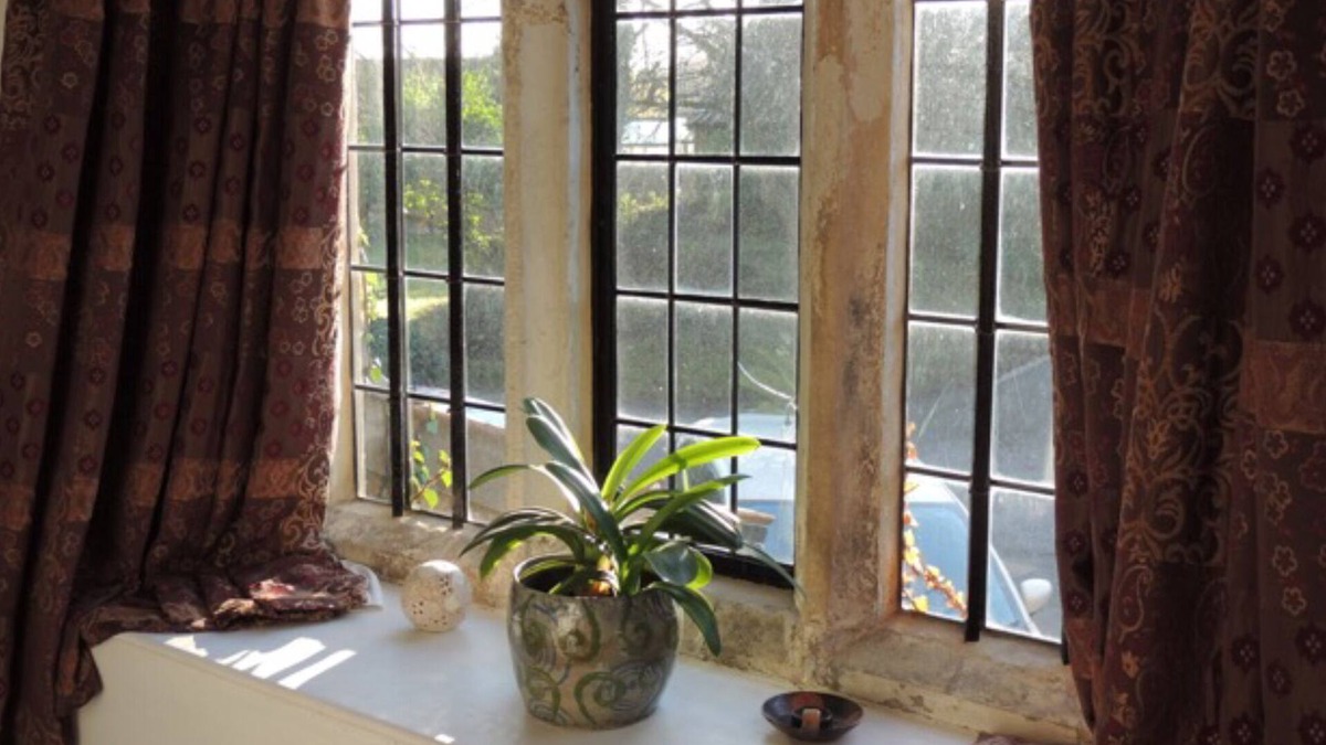 Mathern House | Enchanting 16th century manor house