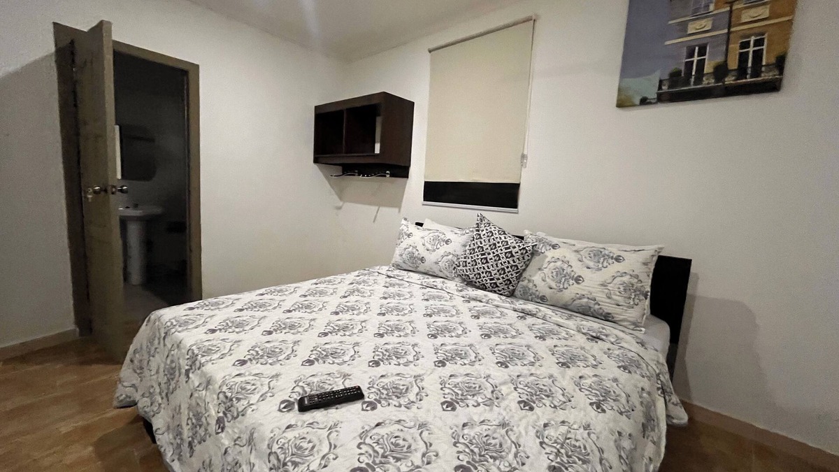Eastern Region Apartment | Enchanting 3-bedroom apartment with AC in Somanya