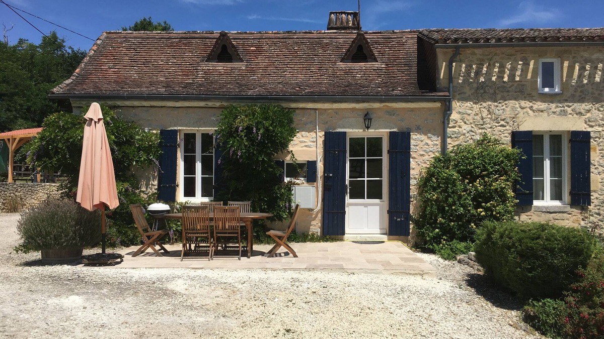 Fougueyrolles Cottage | Enchanting 300 Year Old Stone Cottage Carefully Restored