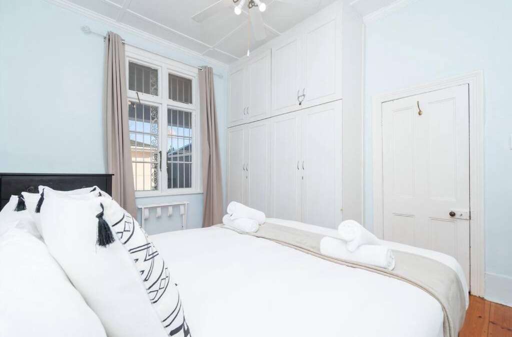 Rosebank Apartment | Enchanting Abode in Rosebank