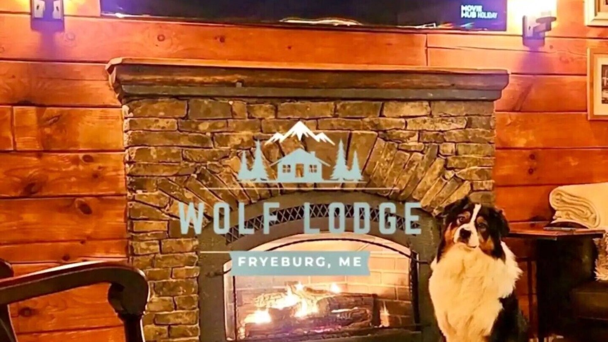 Fryeburg House | Enchanting Cabin close to N. Conway Kayaking, Hiking, Skiing