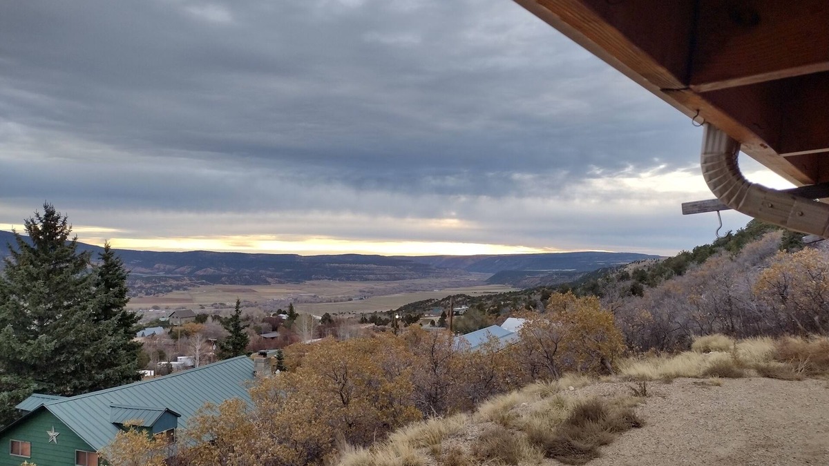 Duchesne County Cabin | Enchanting cabin with WiFi in Tabiona - 3 bedrooms