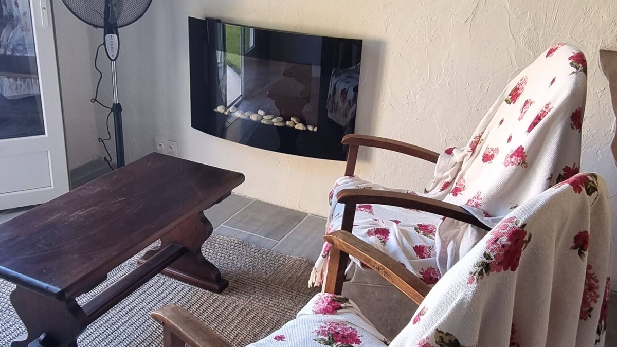 Bergerac Cabin | Enchanting comfortable and private.