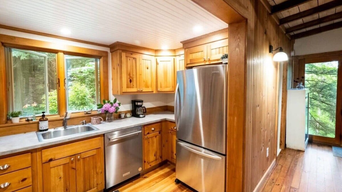 Canaan House | Enchanting Cottage, Come Enjoy Nature!