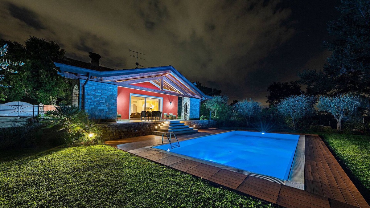 Moniga del Garda Villa | Enchanting Lake Garda Retreat | Villa Marina Valtenesi | Beautiful Private Pool.