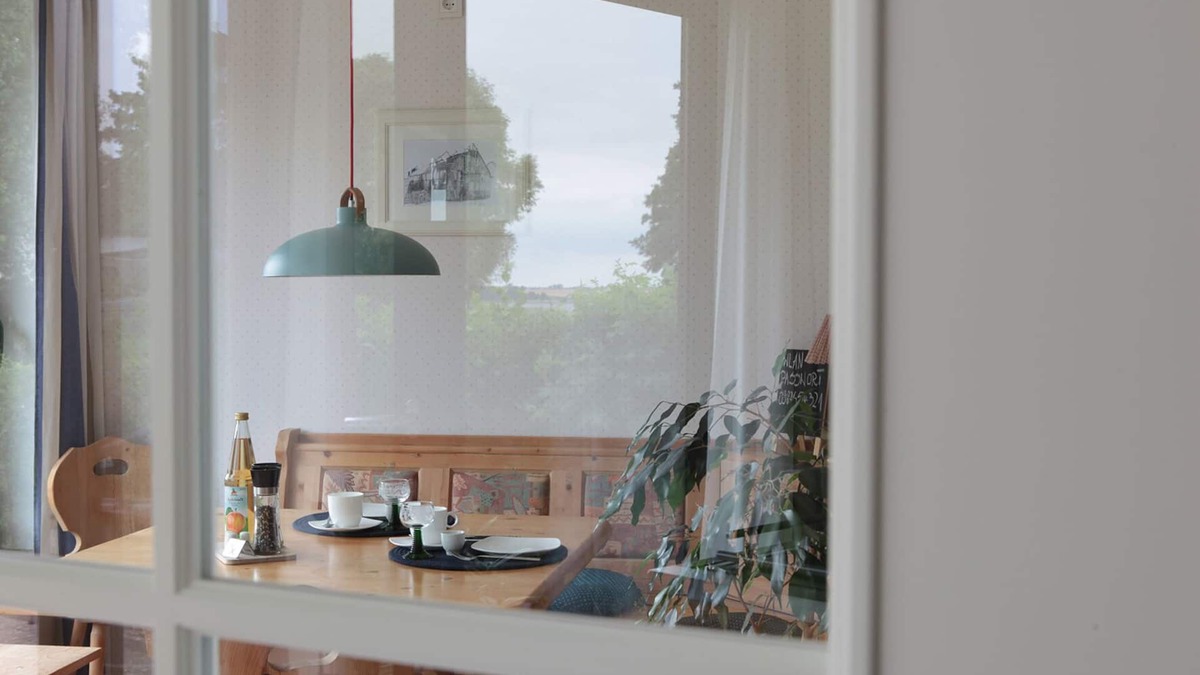 Ropersdorf House | Enchanting little vacation cottage in Röpersdorf directly on Lake Uckersee
