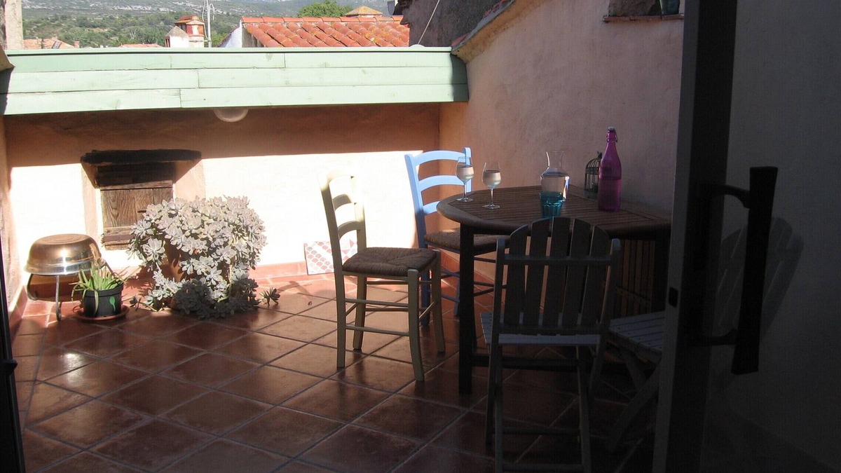 Paziols House | Enchanting stone house for 1- 4 people in the medieval Paziols