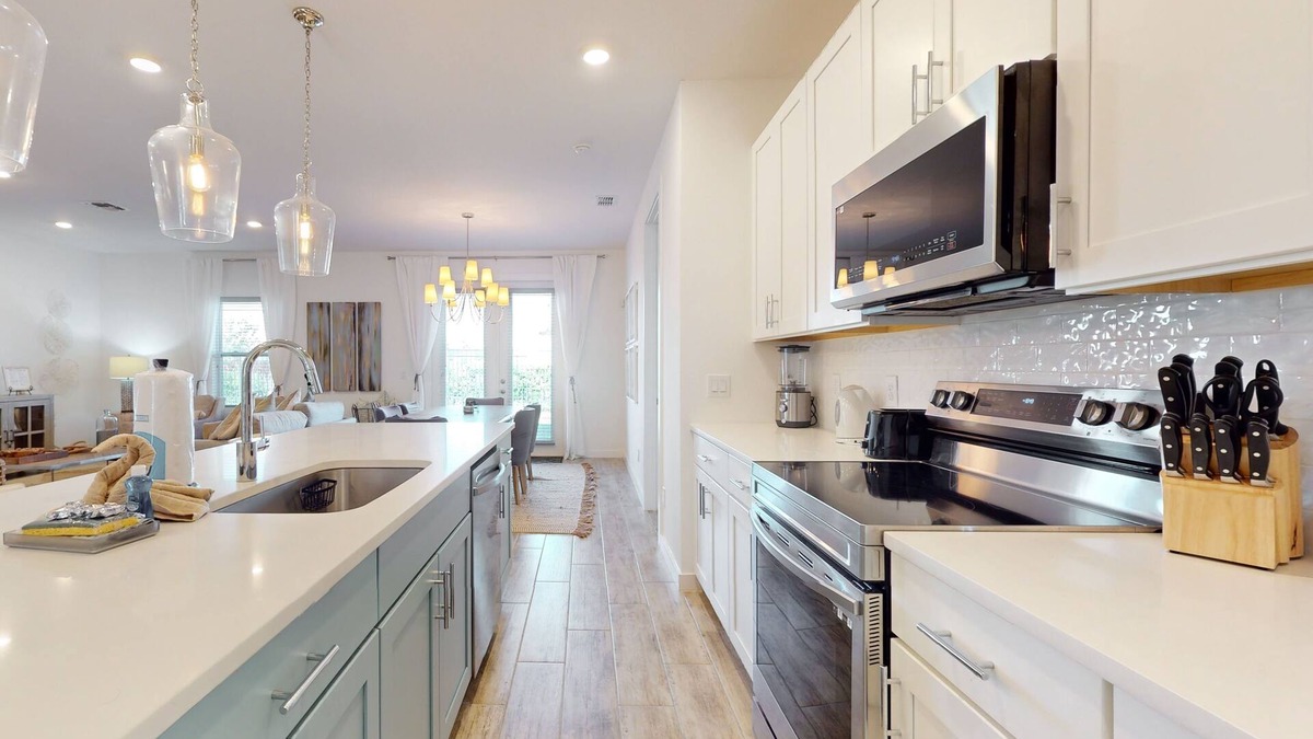 West Haven House | Enchanting & sun-soaked getaway with tennis court, generous patio, AC, & W/D