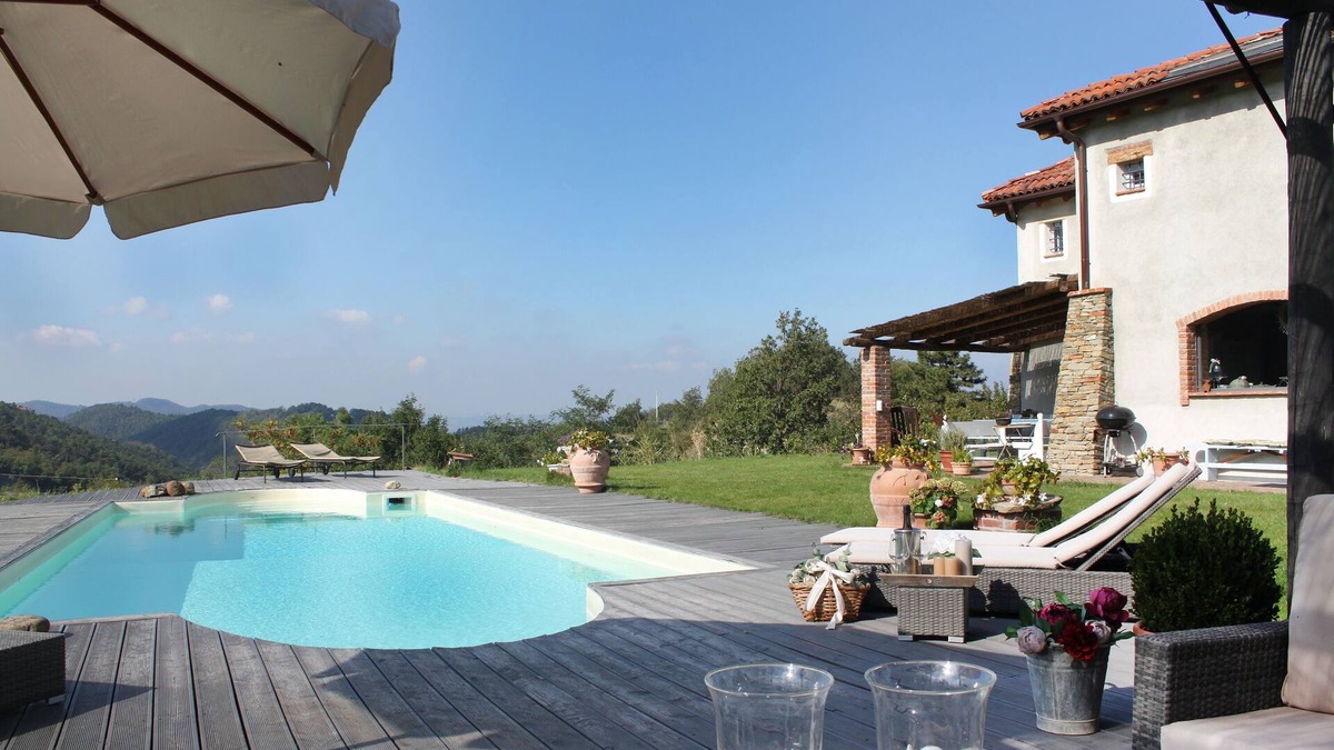 Mornese Villa | Enchanting Villa, Wonderful Sunset, Private Pool, WIFI,Dogs Allowed,FencedGarden