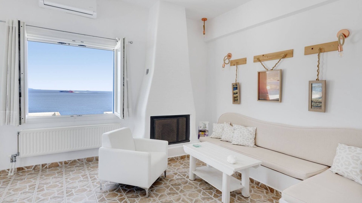 Vari House | ENDLESS BLUE from Syros - Fabrika Resort House 1