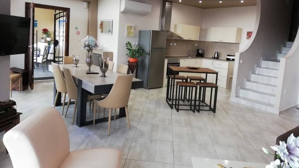Palaio Tsifliki Apartment | Endless Blue/Luxury Apartment