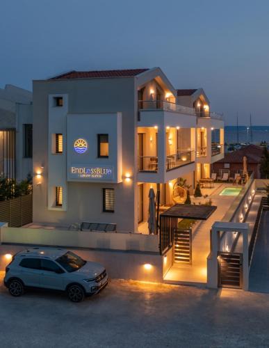 Nikita Bed & Breakfast | Endless Blue Luxury Suites
