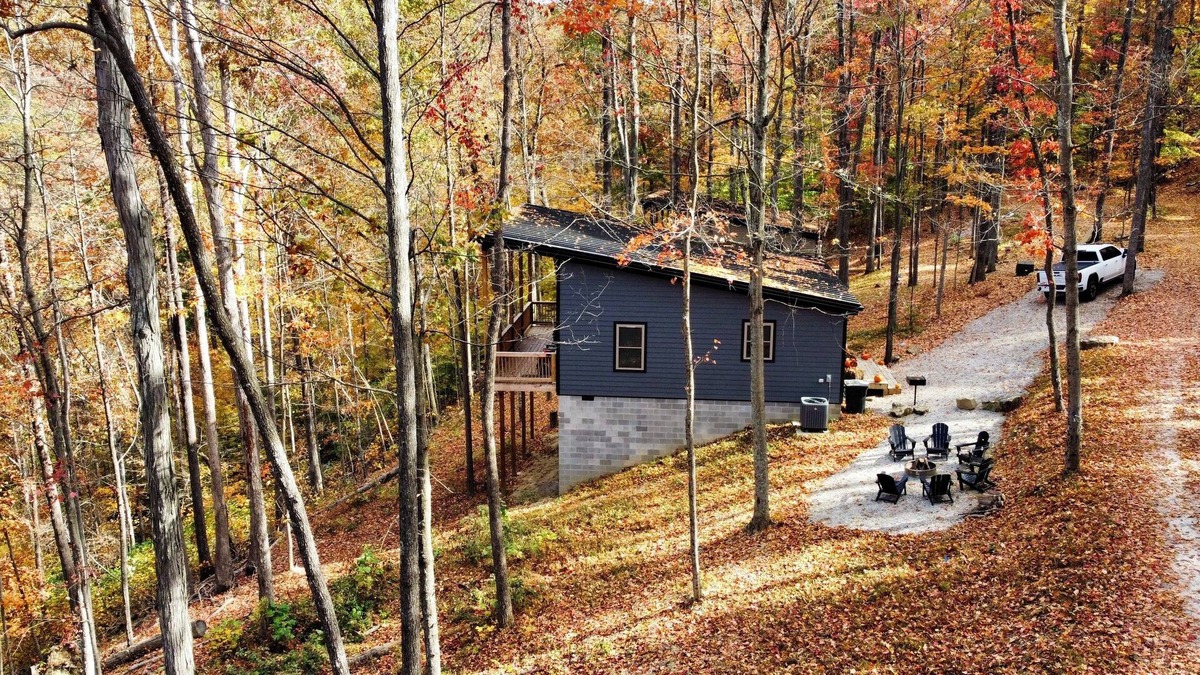 Means Cabin | "ENDLESS VIEW" Red River Gorge/Natural Bridge- New Construction! Dog Friendly!