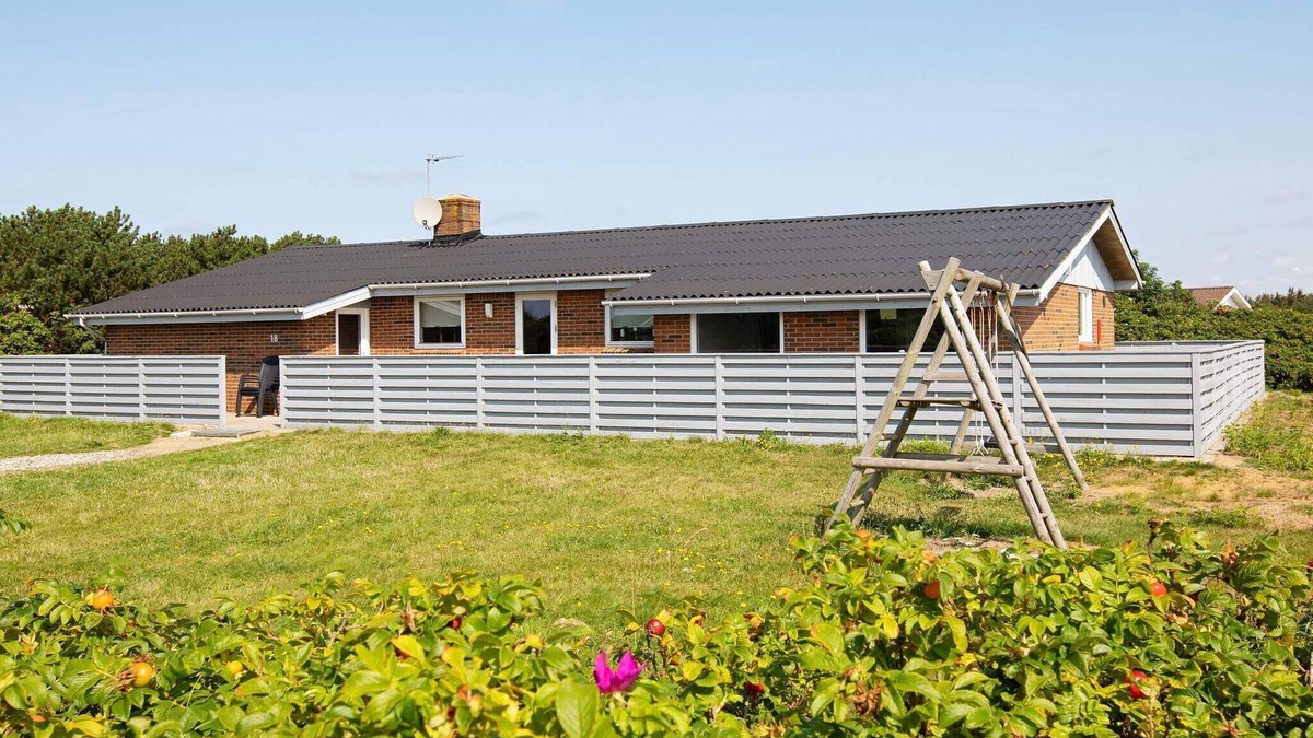 Klegod Strand House | Energy-Efficient Retreat - By Traum Ferienwohnungen