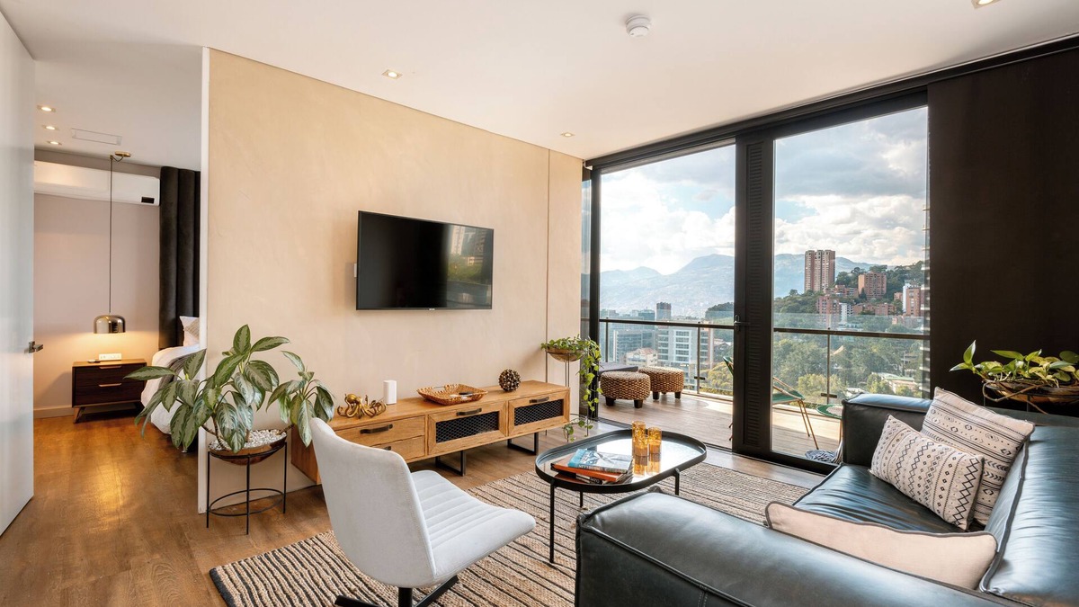 Las Lomas I Apartment | Energy Living - Ultimate Condo in Medellin