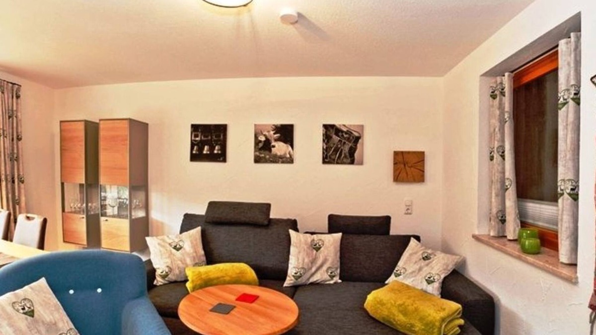 Missen Apartment | ENG 36 Holiday apartment Enzian in the vacation village Sonnenhang - Holiday apartment Enzian (3)