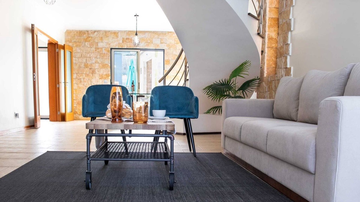 Capelas House | English House