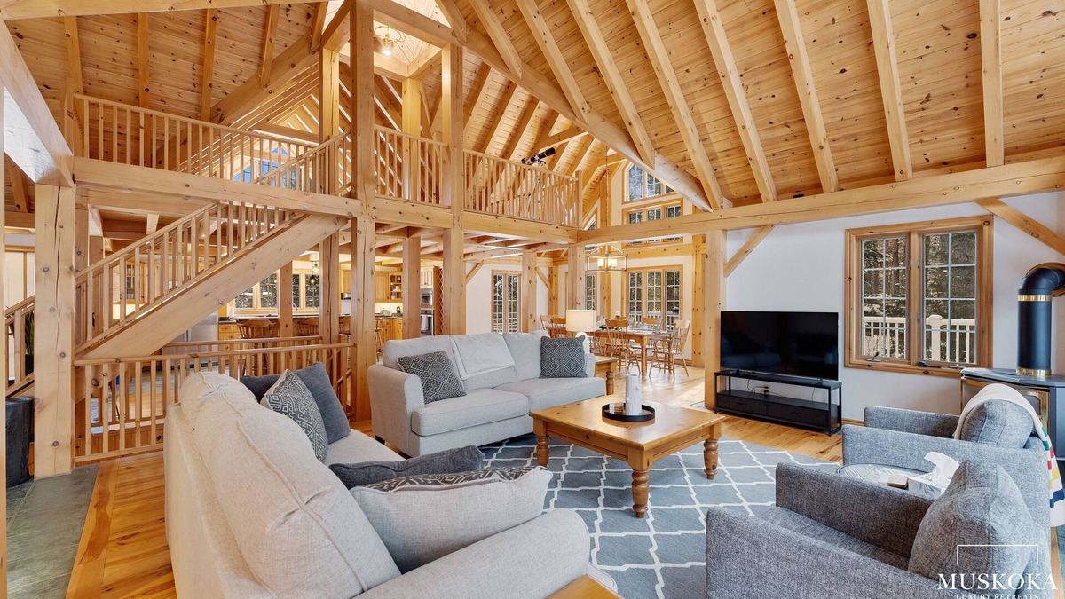 Baysville House | Enjoy a beautiful outdoor experience on the 3 acre, waterfront property