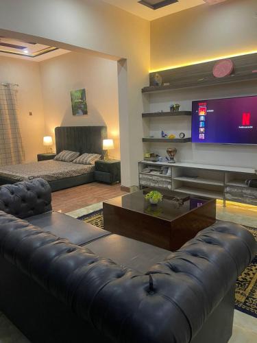 Multan Apartment | Enjoy a Cozy, Peaceful Space with Self Check-In