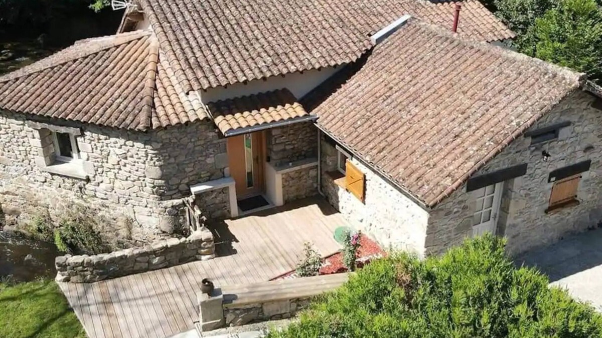 Saint-Junien House | Enjoy a dream holiday at Moulin Monjonc!