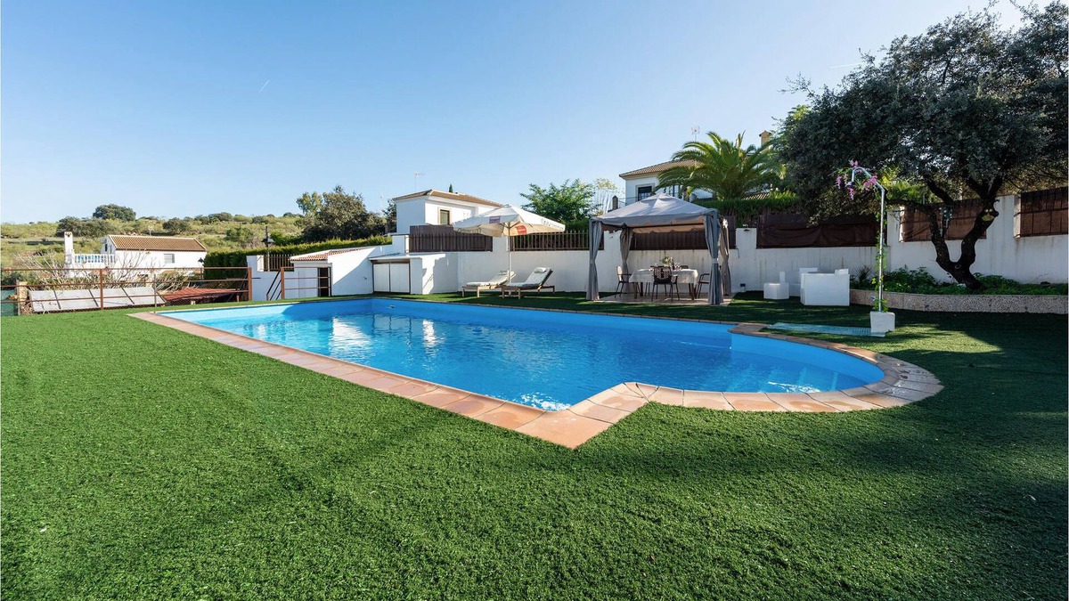 Castilblanco de los Arroyos House | Enjoy a relaxing getaway in this inviting vacation home with pool access.