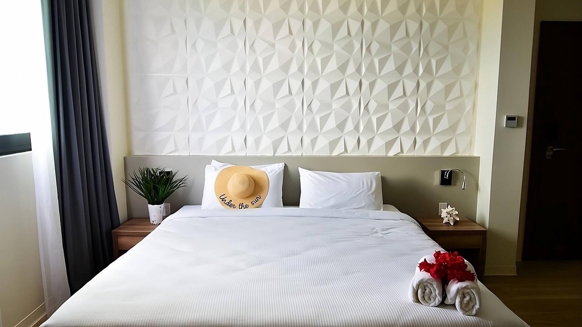 Maho Hotel | Enjoy a Hassle-Free and Suiting Stay! Near Cupecoy Beach, Free Onsite Parking