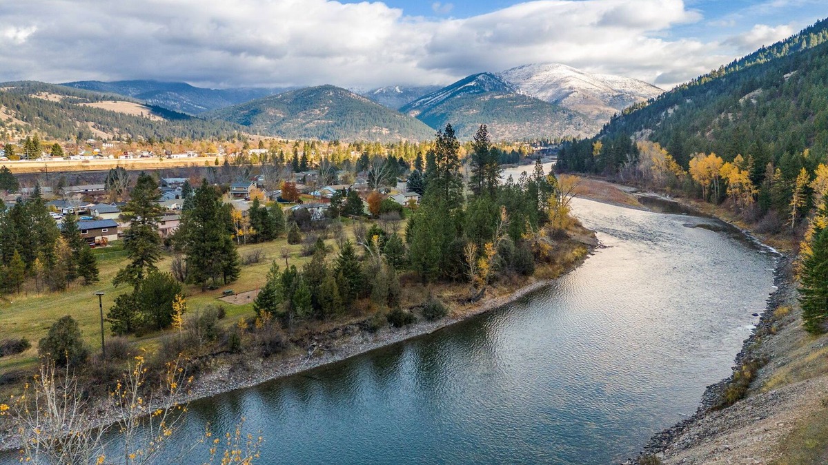 Heart of Missoula House | Enjoy a quiet neighborhood setting with quick access to downtown Missoula, local trails, and the Clark Fork River. Whether you're here to relax or explore, this bright and inviting space is the perfect base.