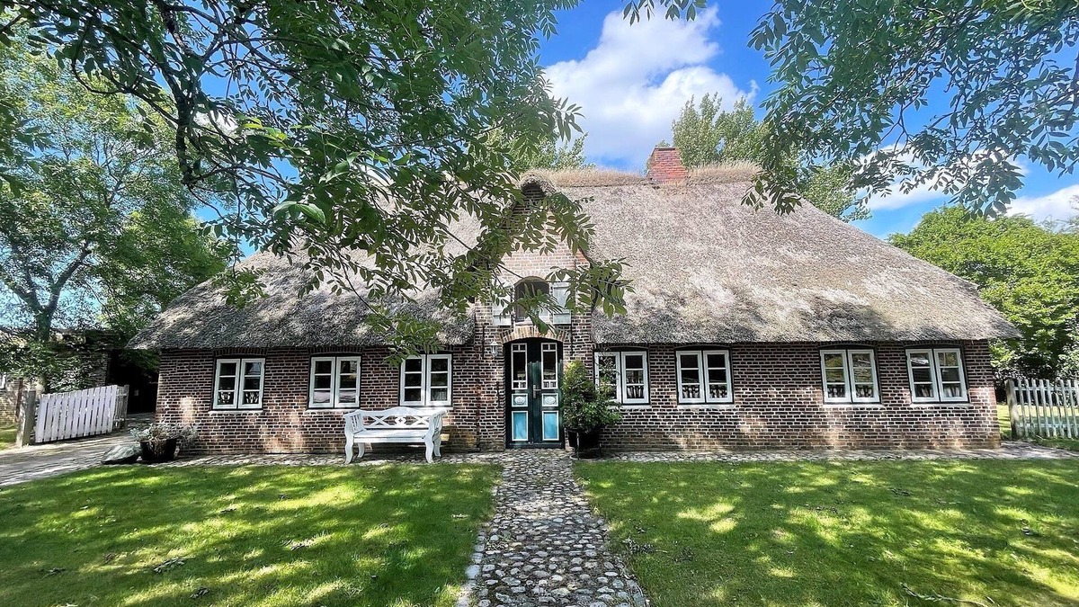 Aventoft House | Enjoy a relaxing vacation in Pörksen Huus with room for the whole family