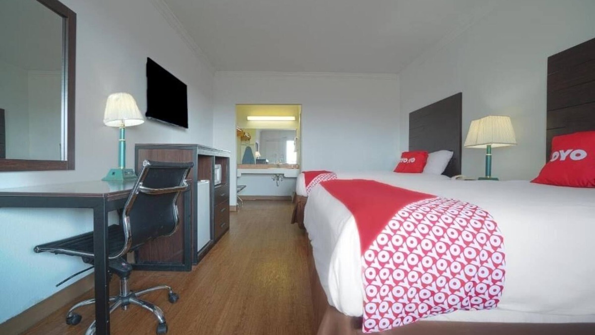 Kingsville Hotel | Enjoy A Room With Pets Welcome Near LE Ramey Golf Course And Baffin Bay