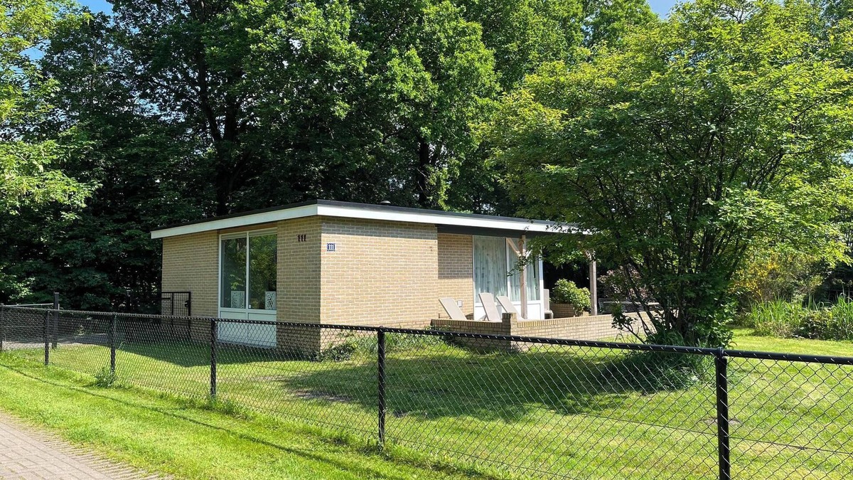 Gasselte House | Enjoy a wonderful stay in this detached bungalow. The spacious garden gives you all the freedom you need to enjoy the outdoors.