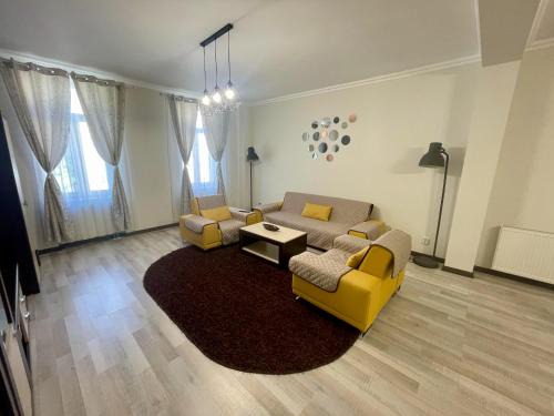 Cluj-Napoca Apartment | Enjoy Apartments - Central Villa Retreat