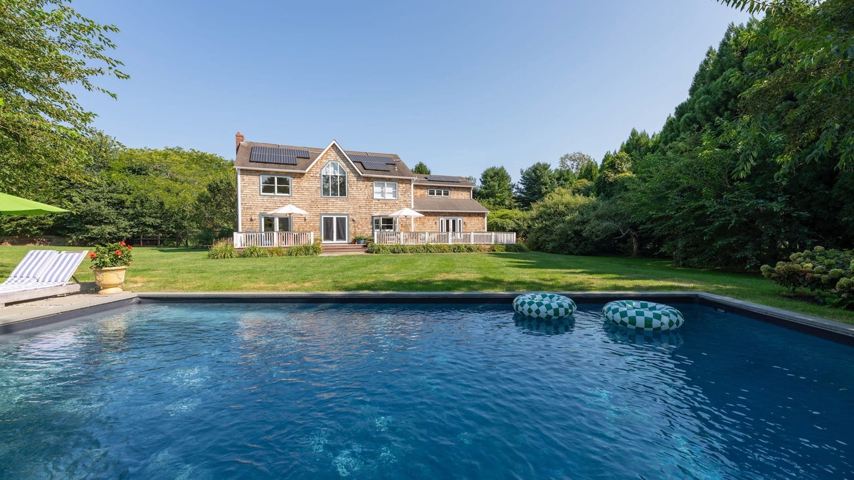 Bridgehampton House | Enjoy Beautiful Sunsets Over Farm Fields From The Back Deck Of This Beach Home