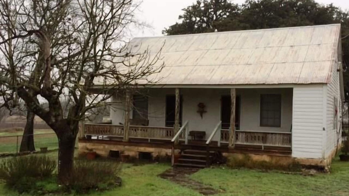 Bulverde Other | Enjoy Country Living at it's best. Located a short distance from San Antonio