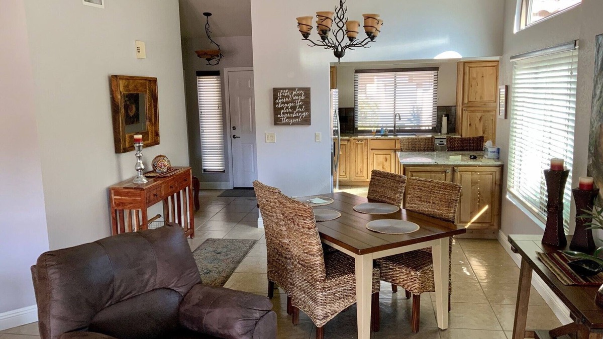 Casas Adobes House | Enjoy Golf Course & Catalina Mountain Views from this Remodeled Desert Oasis