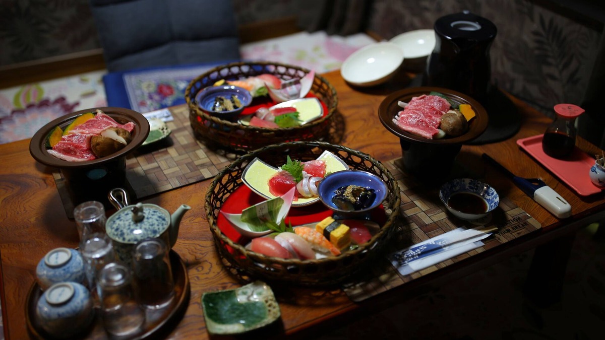 Nachikatsuura House | Enjoy Nanki with 2 meals☆River Fun★Sea Fun★Mountain Fun★Sightseeing Tour★Sushi. Tempura. Sashimi Cuisine ★Guesthouse Rengeen