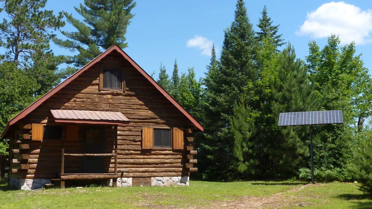 Crystal Falls Cabin | Enjoy nature and get away from it all!