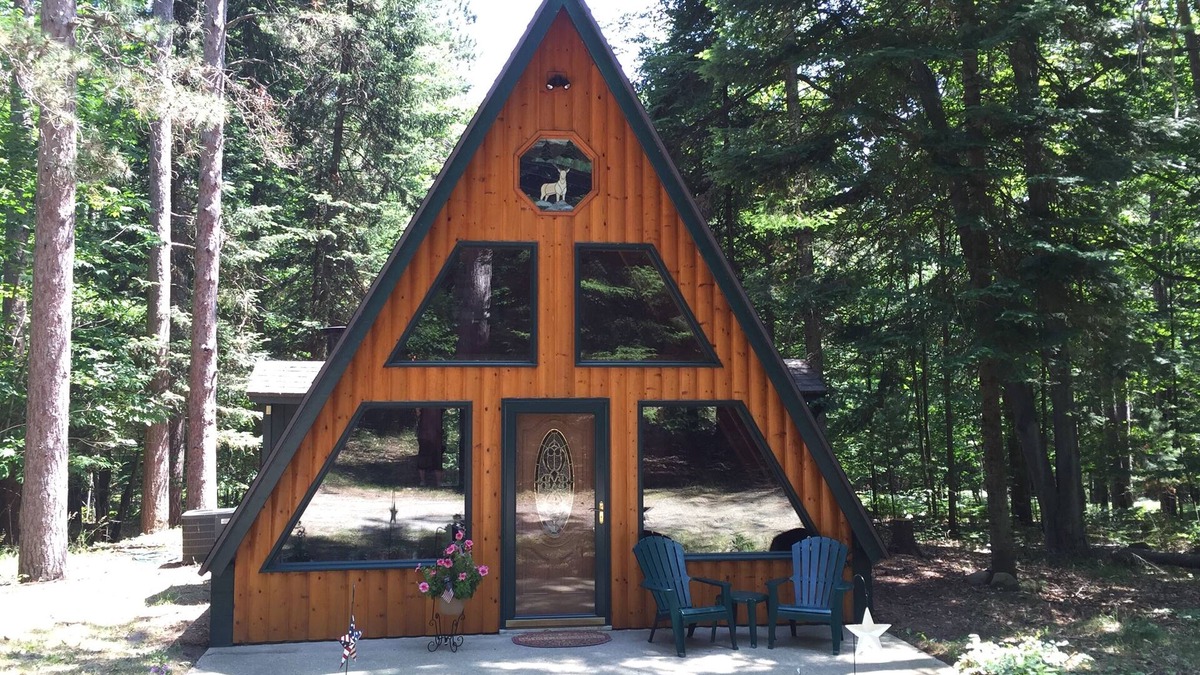 Bellaire Cabin | Enjoy Northern Michigan
