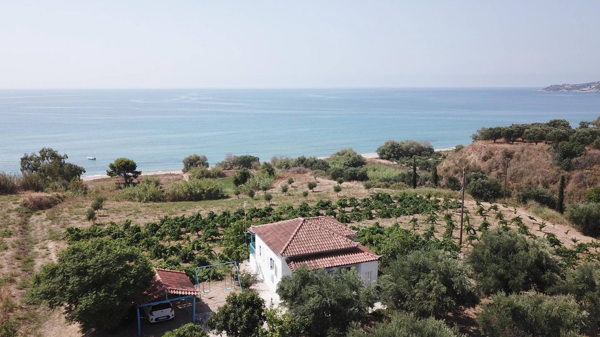 Pylos-Nestoras House | Enjoy rural remoteness at the sea - holiday house, wifi | Messenia, Peloponnese