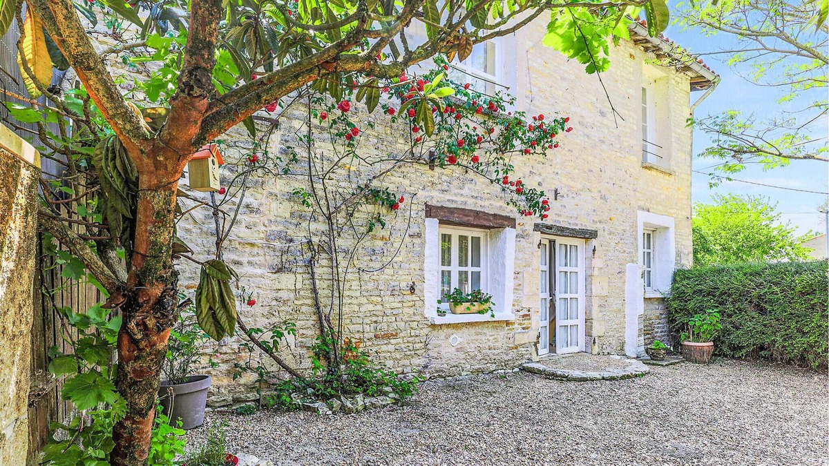 Marigny House | Enjoy the comfort in this beautiful vacation home with community pool.