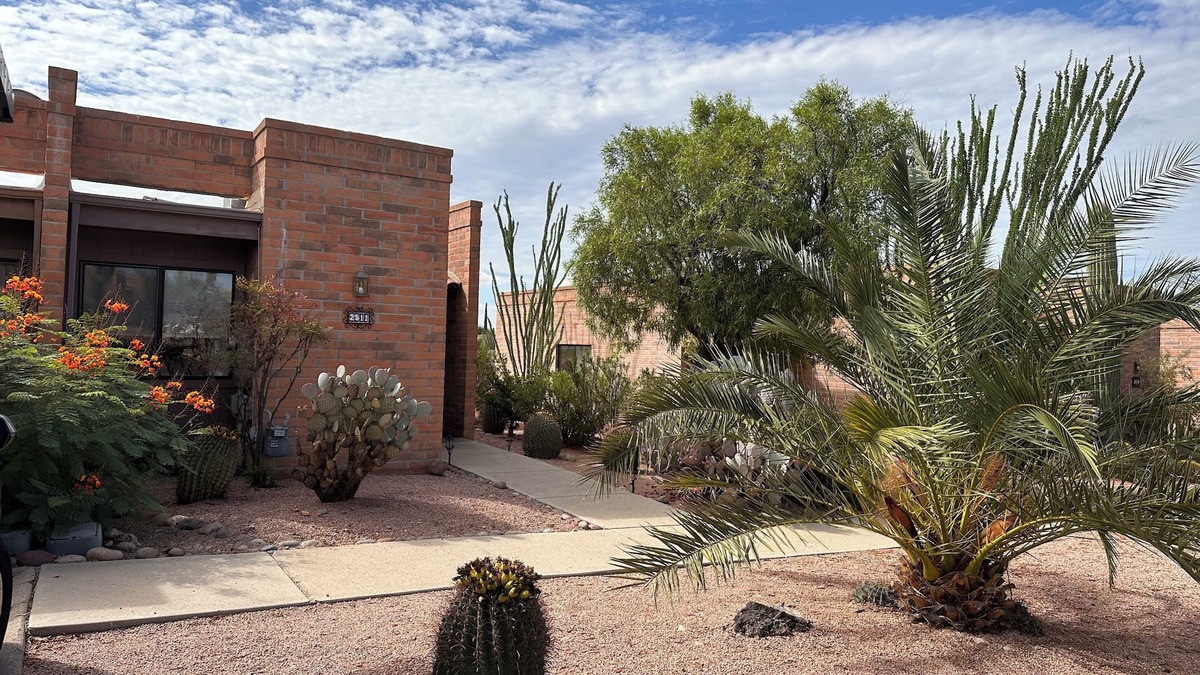Desert Casitas Condo | Enjoy the Moon Rising over the Santa Rita Mountains. Property in Desert Casitas.